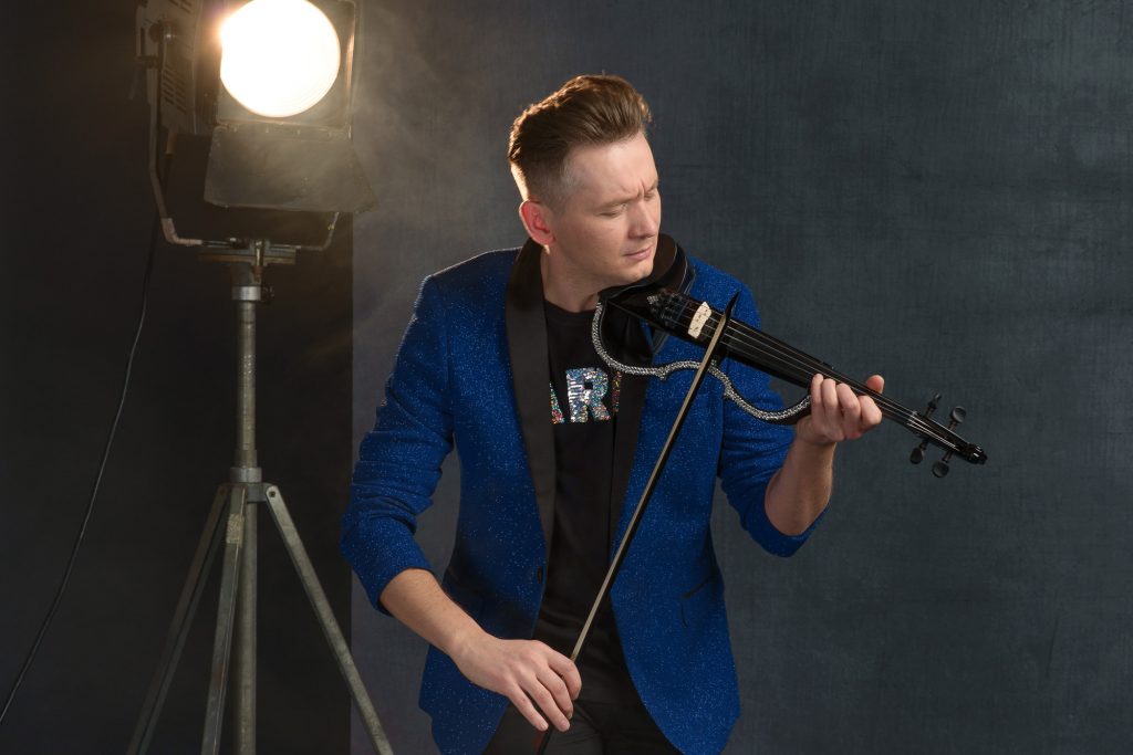 Alvio
Event Violin